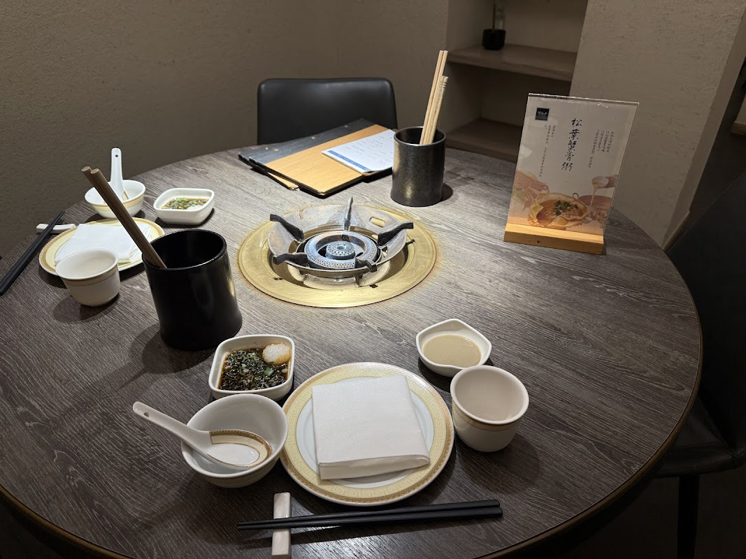 完全預約制 。BRASS HANA 和牛海鮮鍋物（獨立包廂制/日式涮涮鍋/Shabu Shabu）