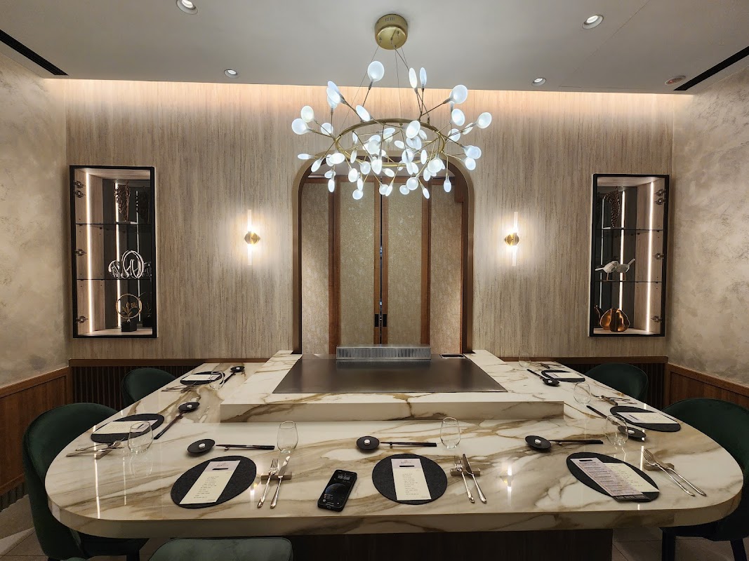 VAN 東方現代流行鐵板燒 公館店