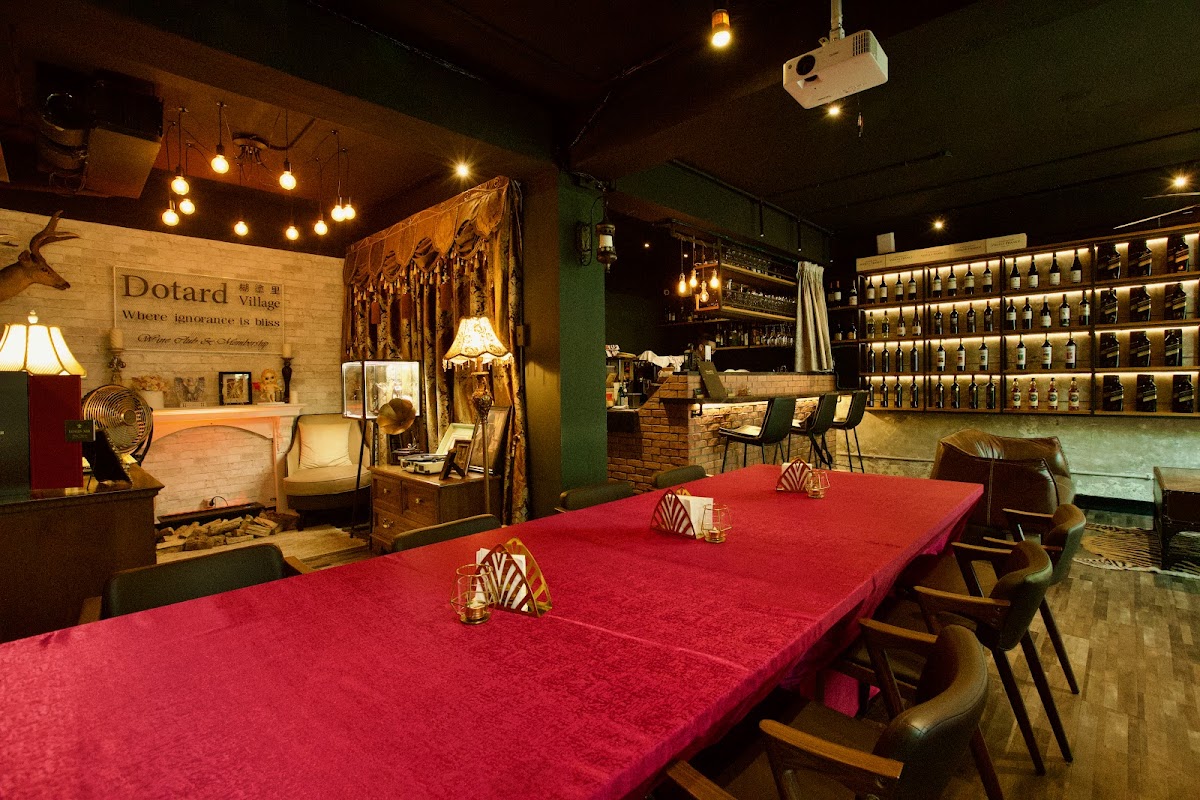糊塗里餐飲會所 (小巨蛋店)